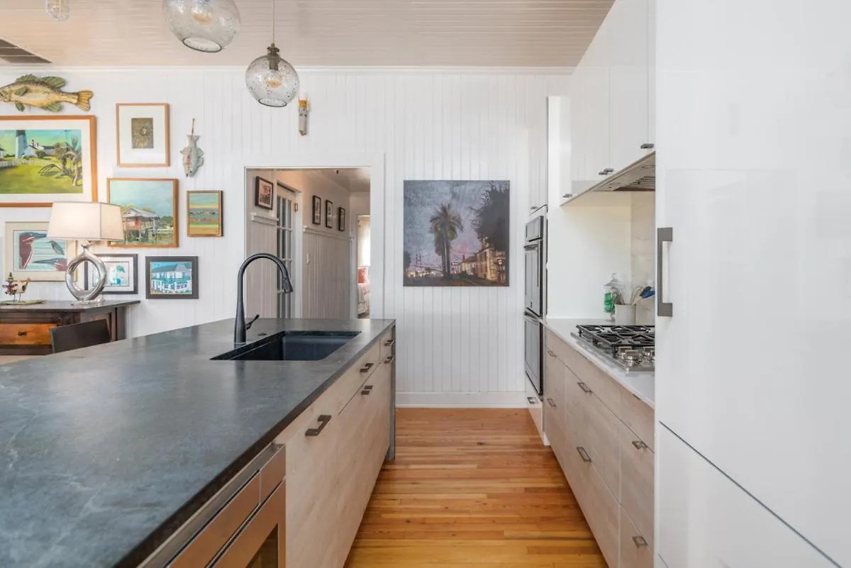 Holiday home Barefoot In The Park