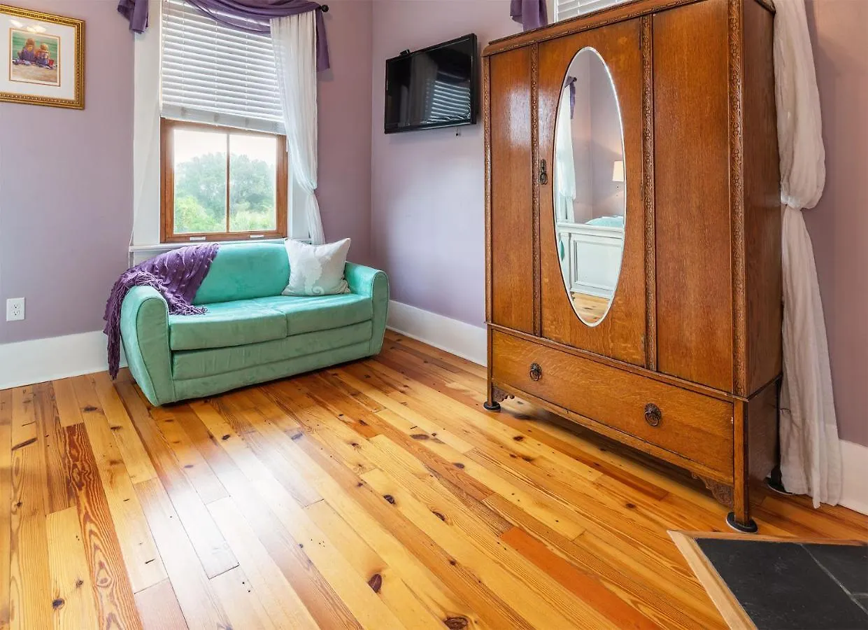 Surf Song Bed & Breakfast Tybee Island