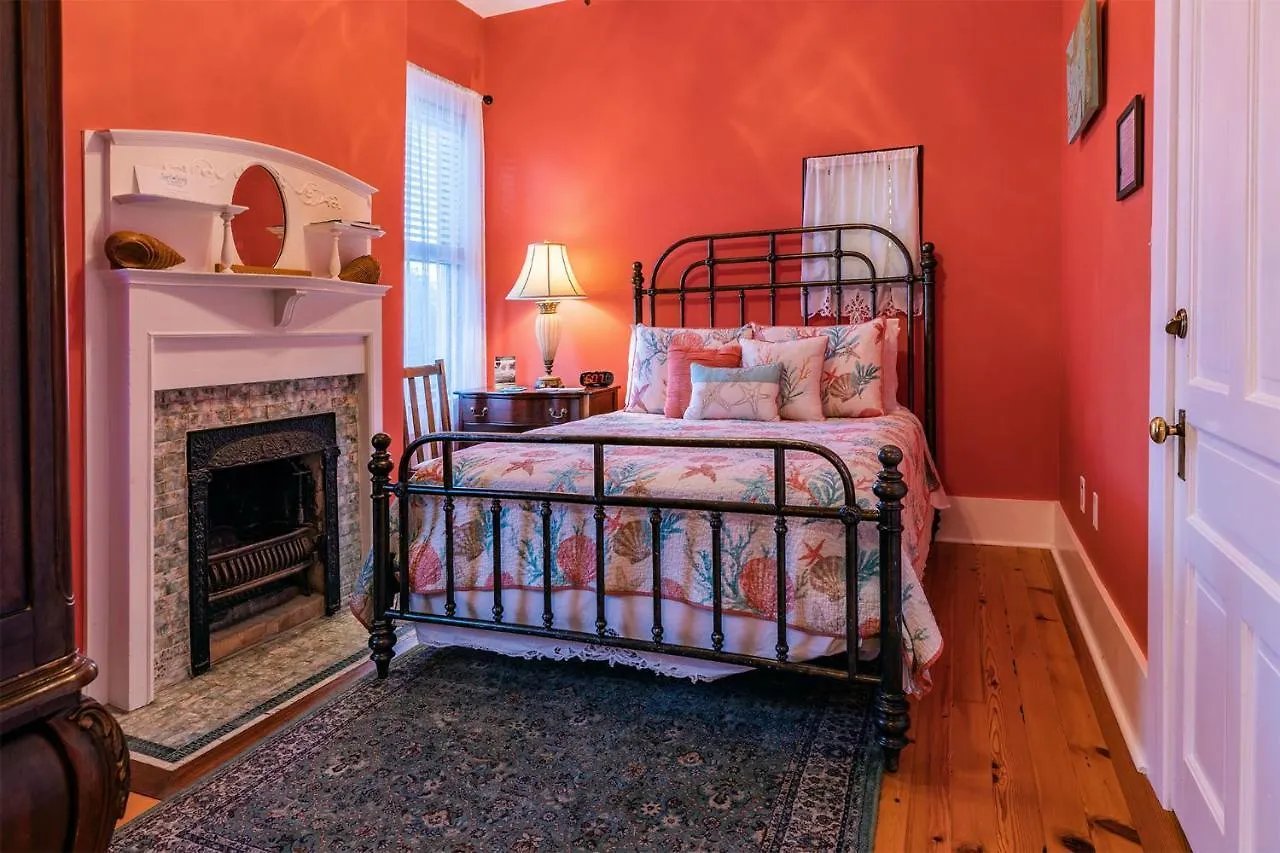 Surf Song Bed & Breakfast Tybee Island