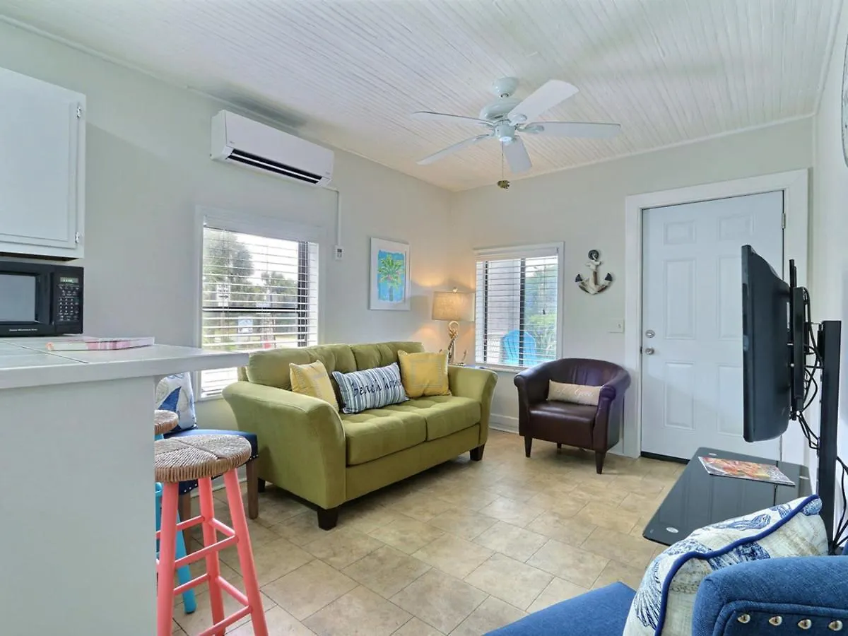 Apartment Movie House Lot A