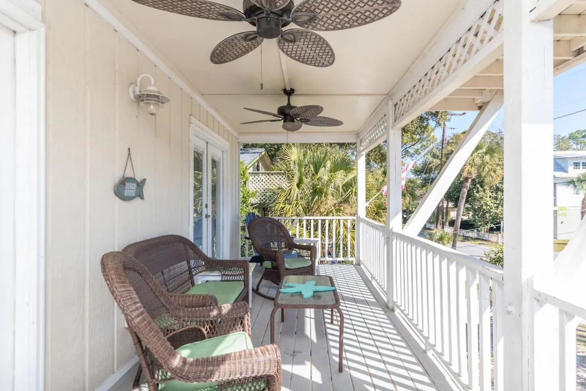 Sandy's Beach House * Tybee Island