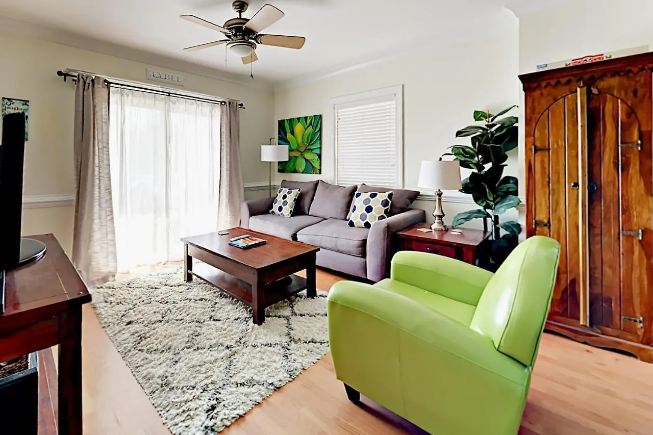 Silver Shores Apartment