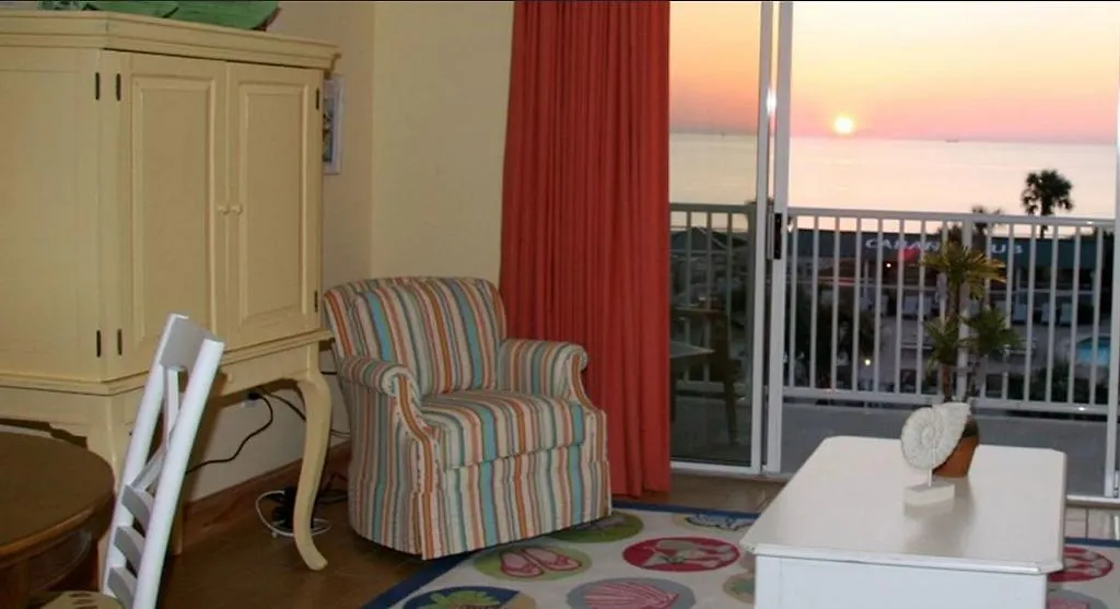 Resort House At The Dunes At Beachside Colony
