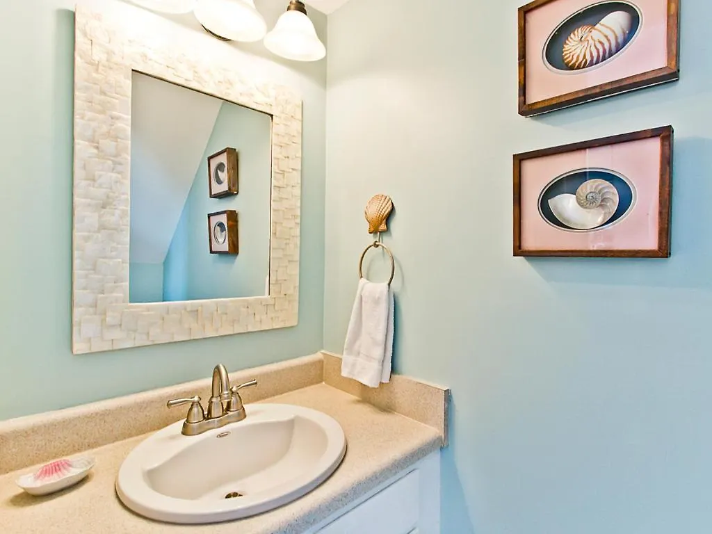 Tybee Lights 112b Apartment