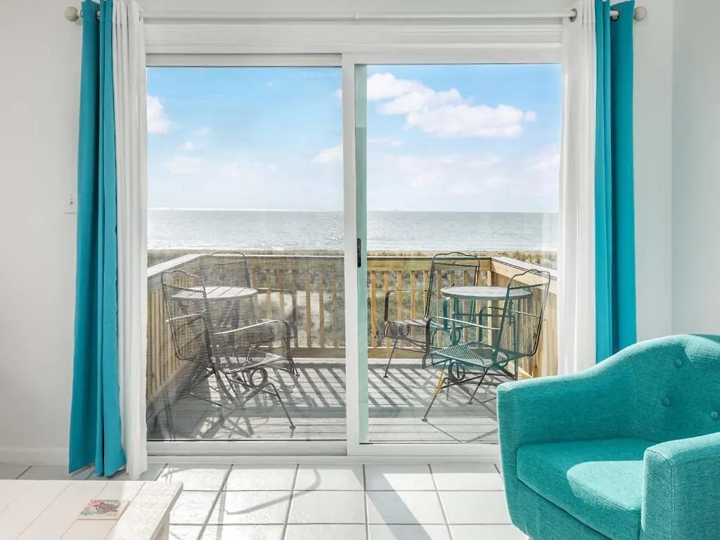 Apartment Tybee Lights 114c Tybee Island