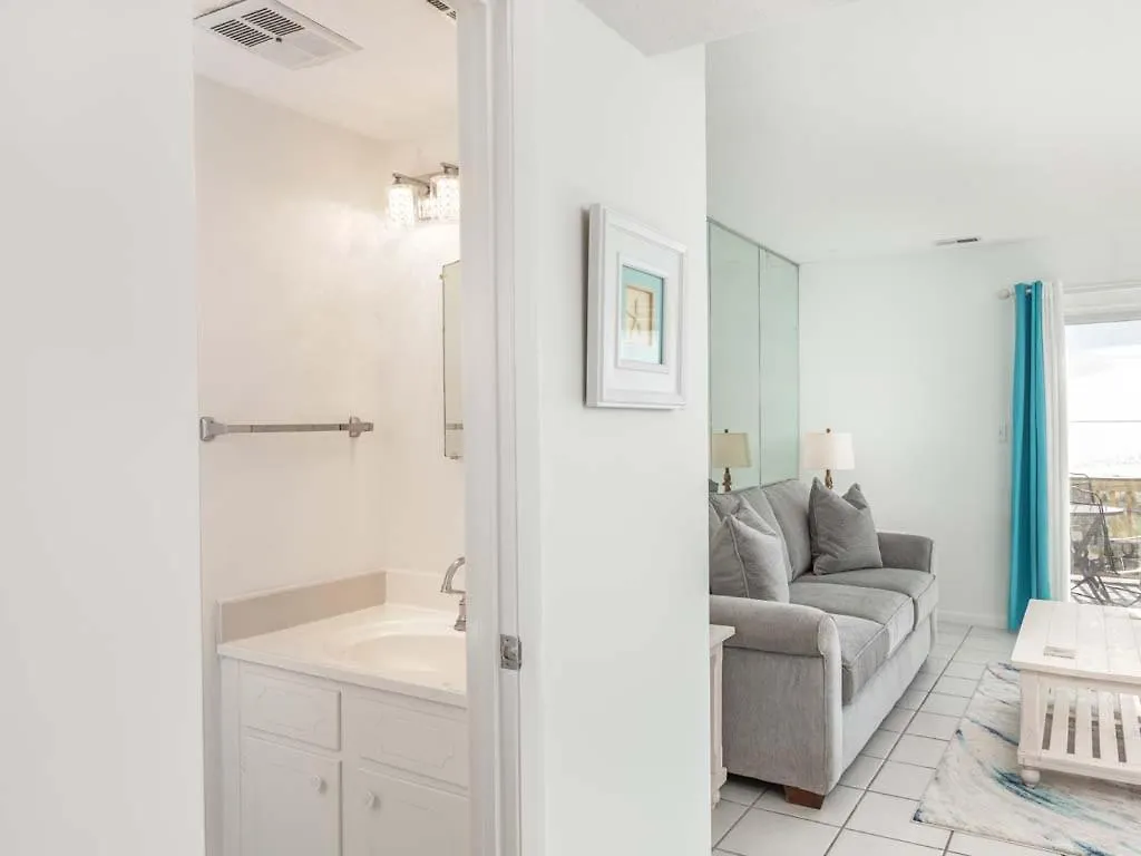 Tybee Lights 114c Apartment