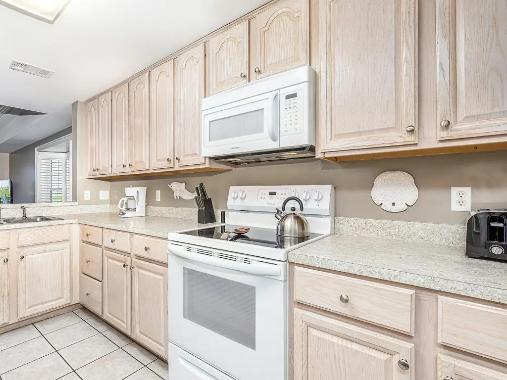 Bay View 106 *