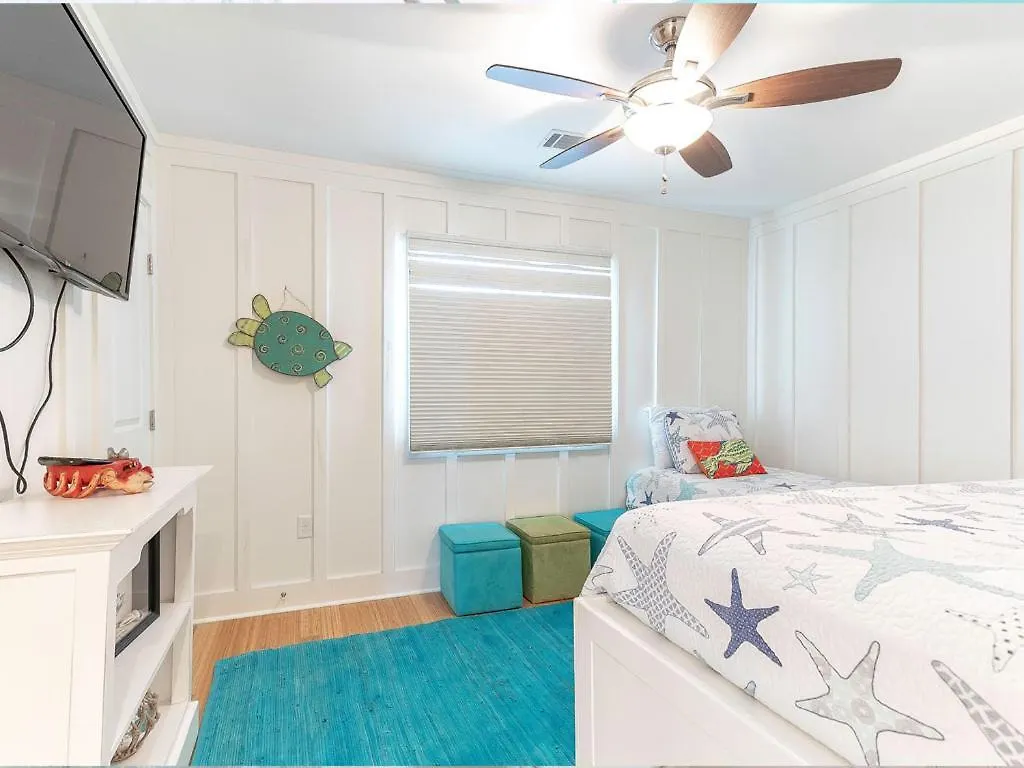 Lighthouse Point 17c Apartment *
