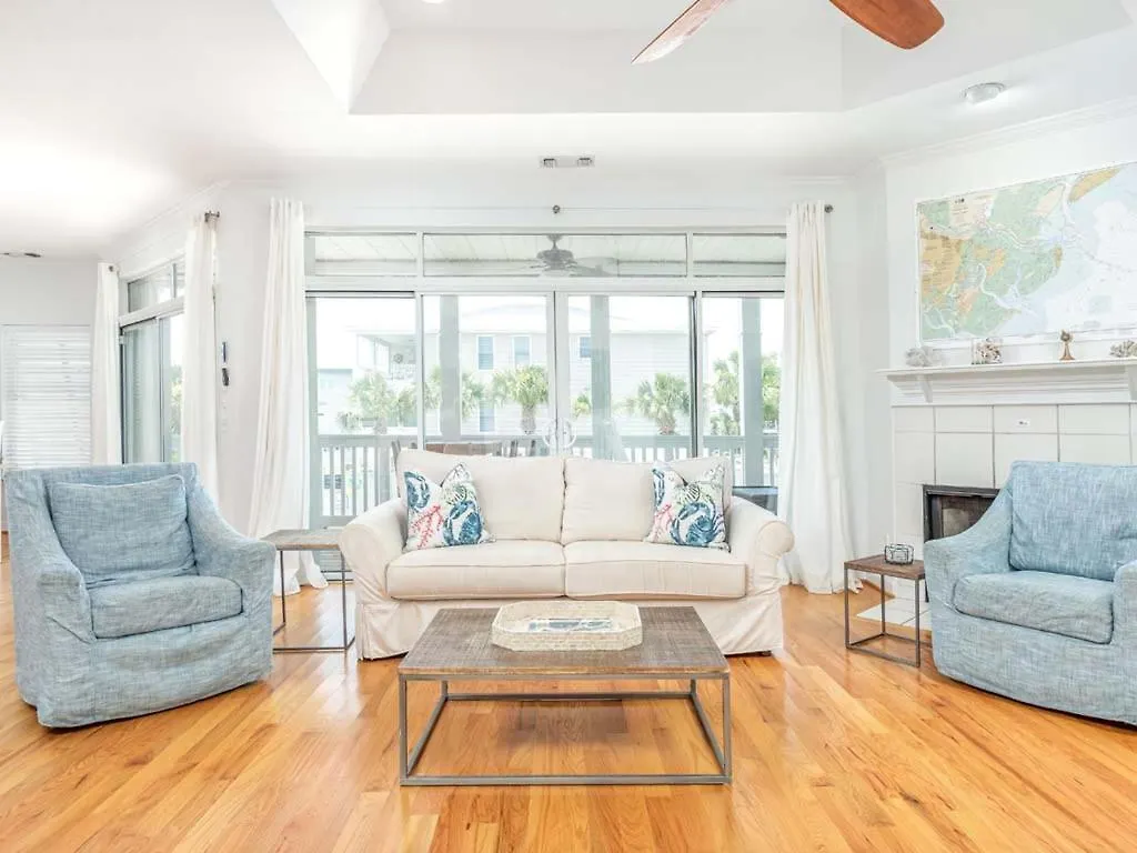 Holiday home The Cool Coconut Tybee Island