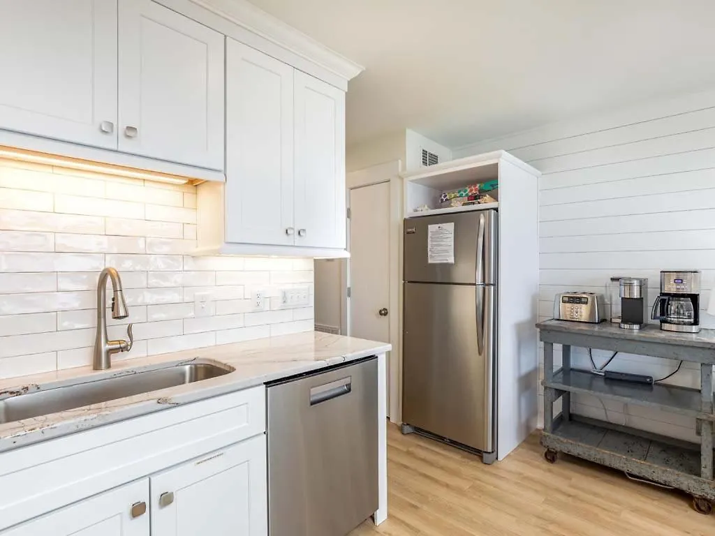 Racquet A220 Apartment Tybee Island