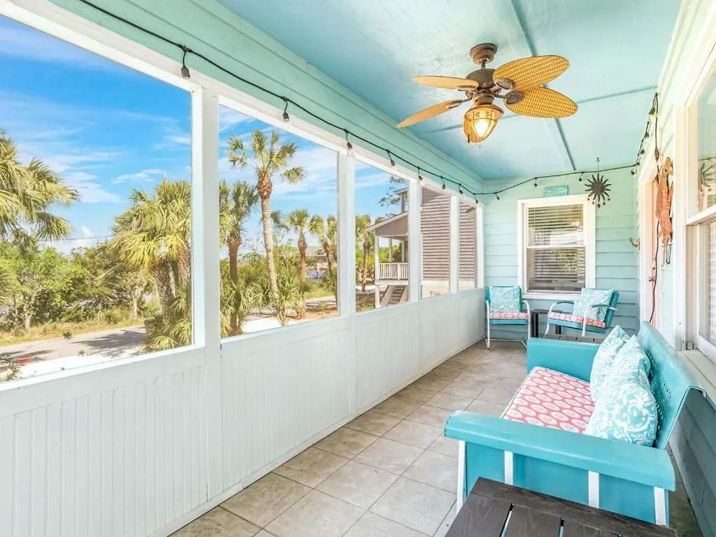 Decked Out Holiday home Tybee Island
