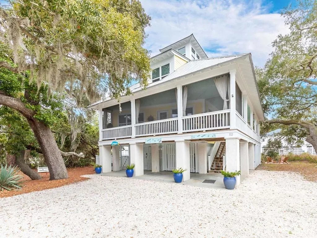 Serenity By The Sea Holiday home *