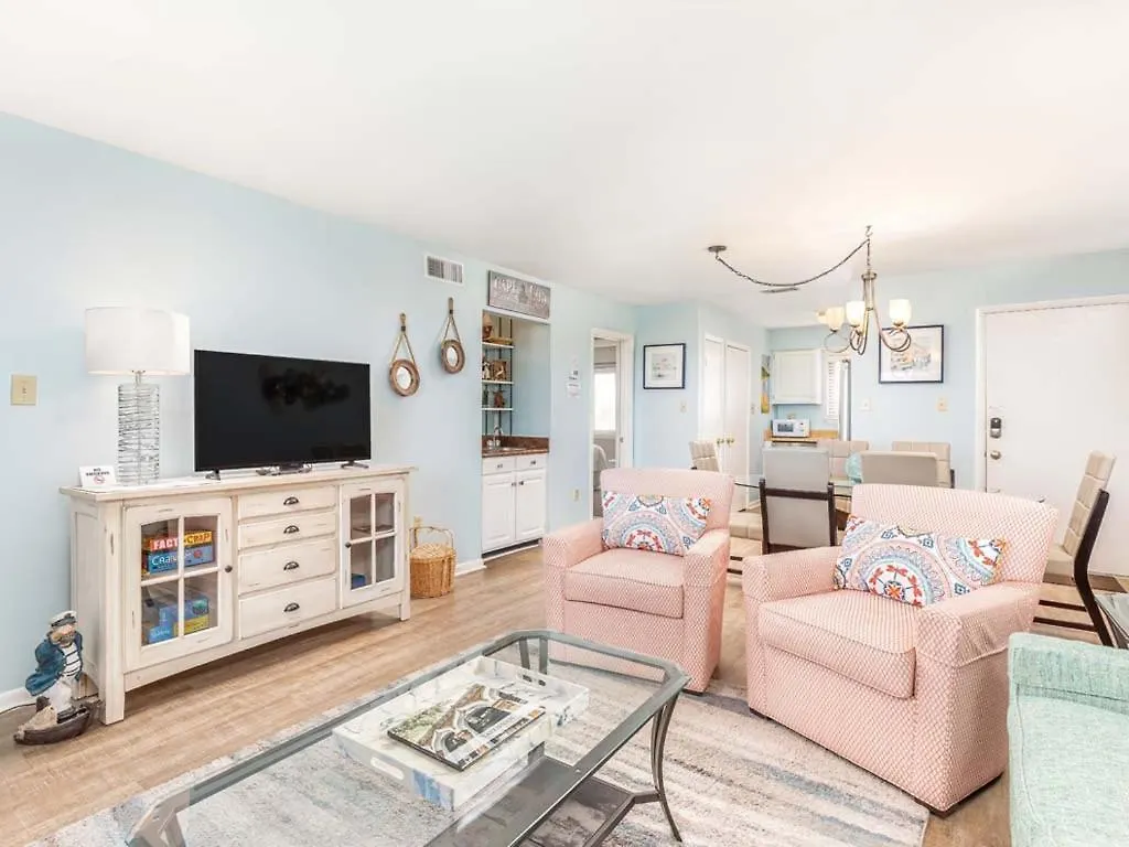 Lighthouse Point 14b