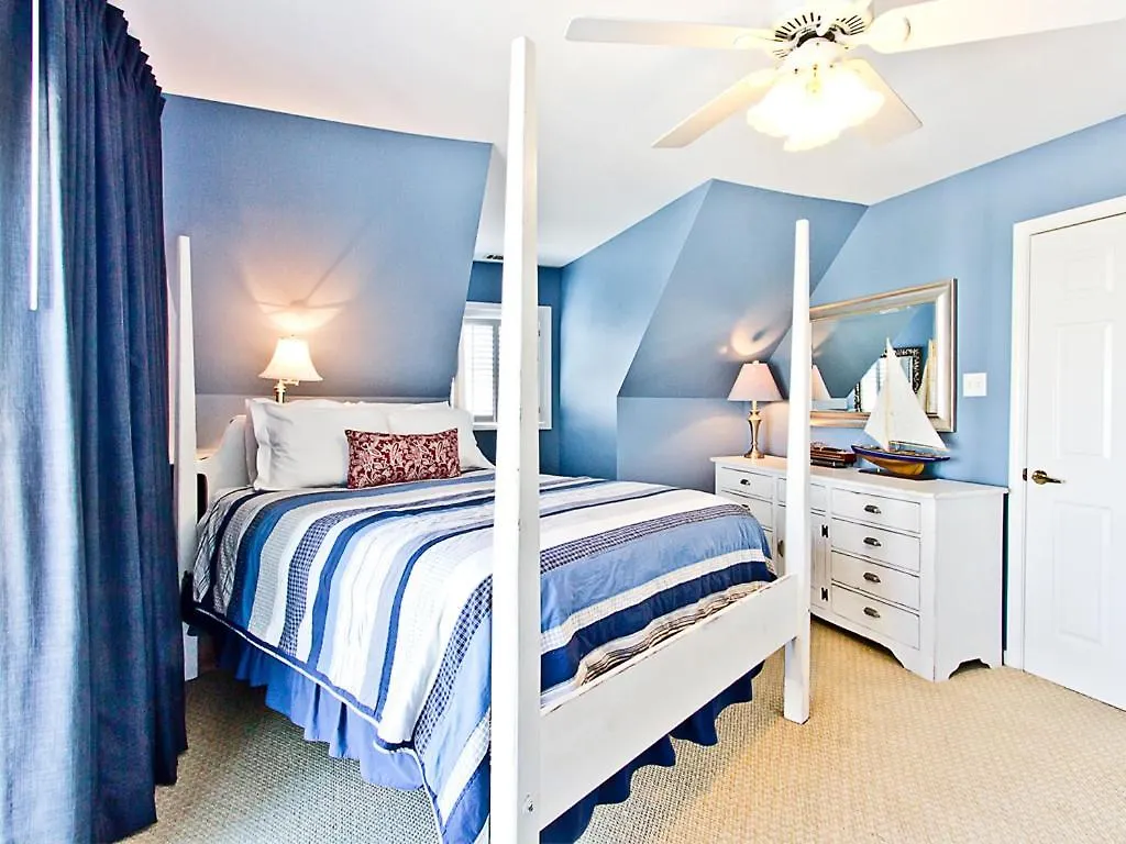 Holiday home Sandys North Shore