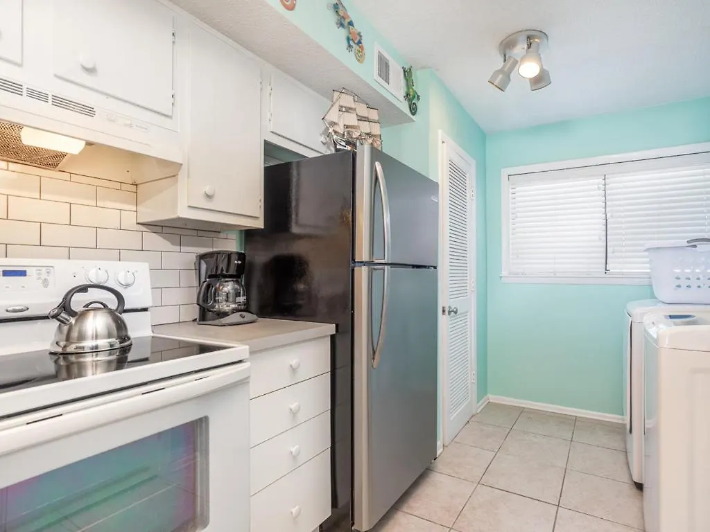 Apartment Tybee Lights 110c *