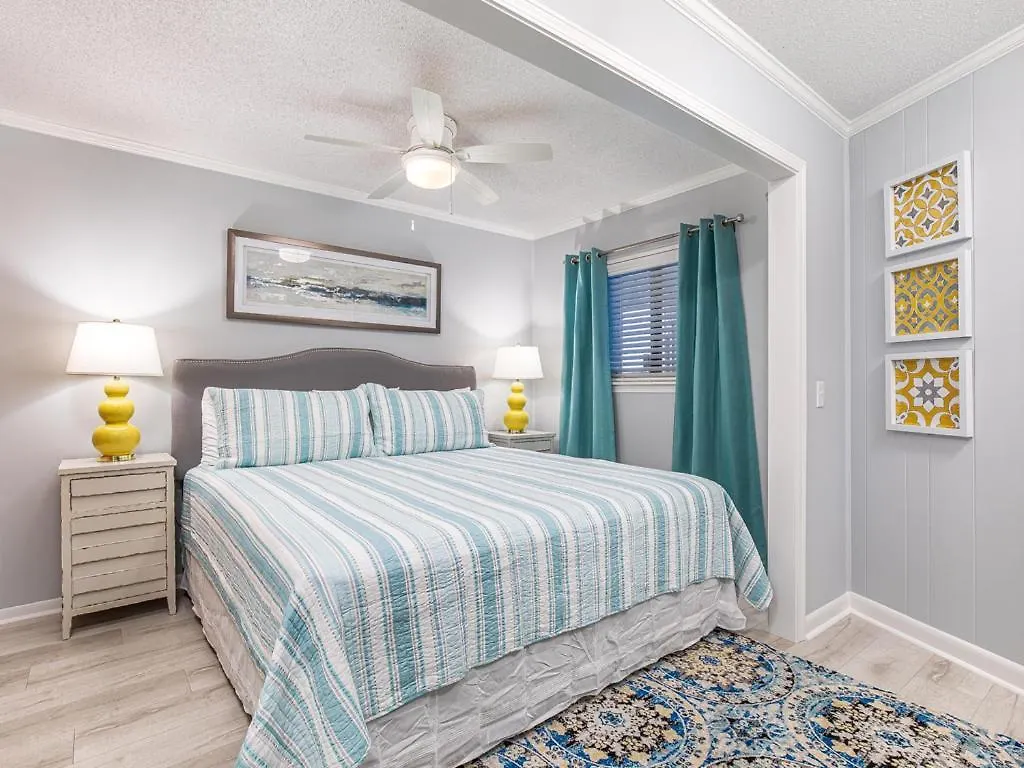 Racquet B219 Apartment *