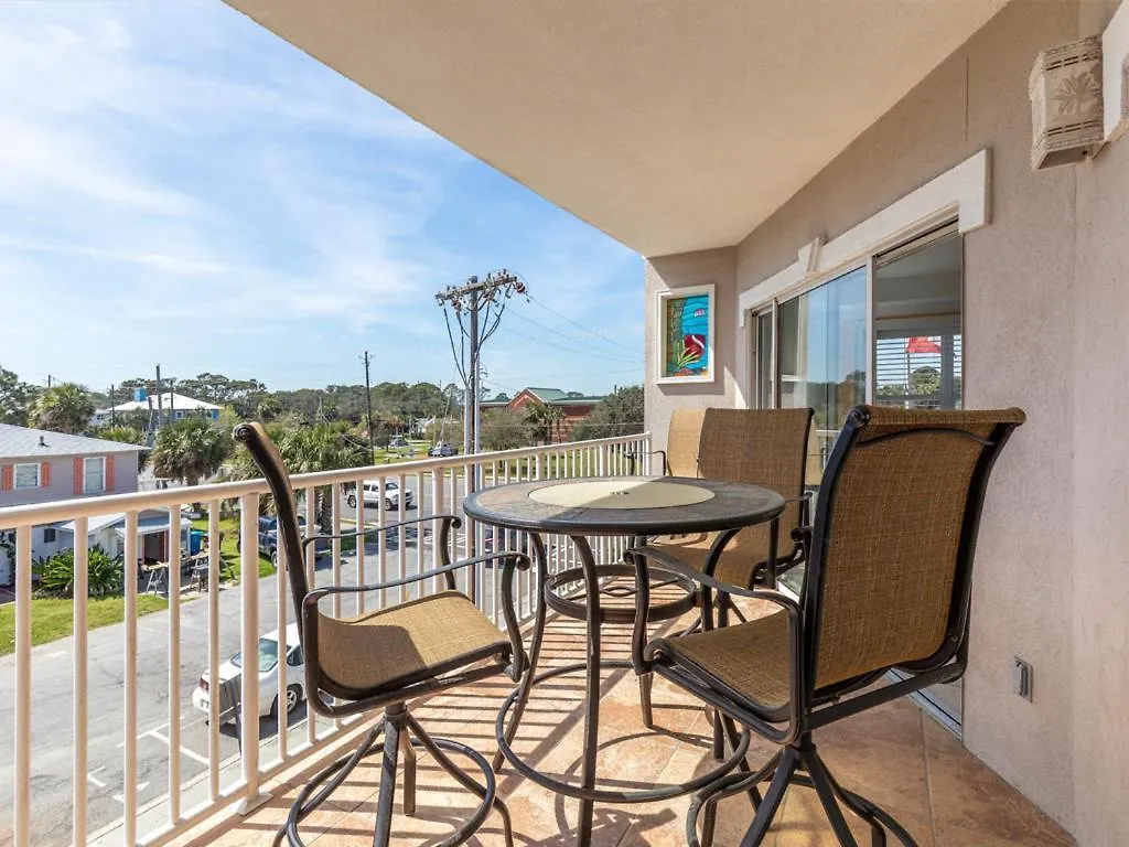 Gull Reef 626 Apartment