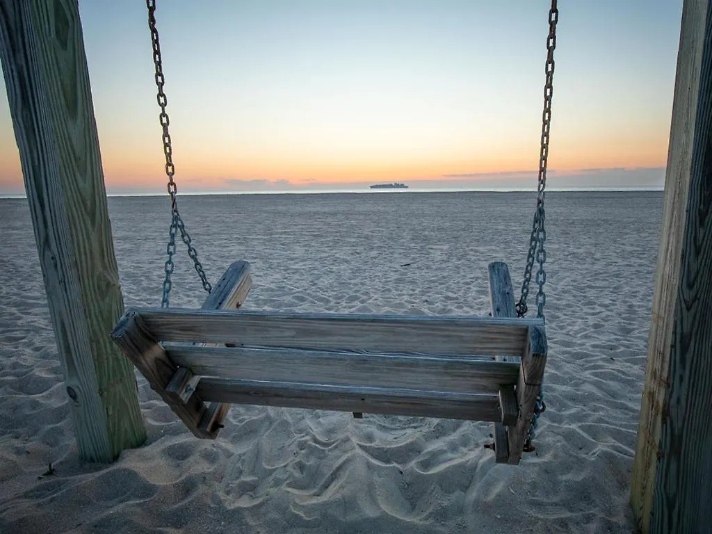 Ocean Song 331 Tybee Island
