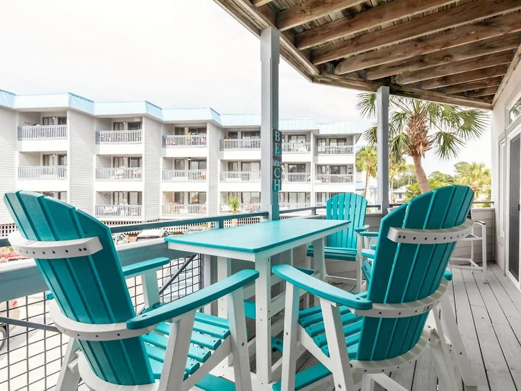Bay View 101 Apartment