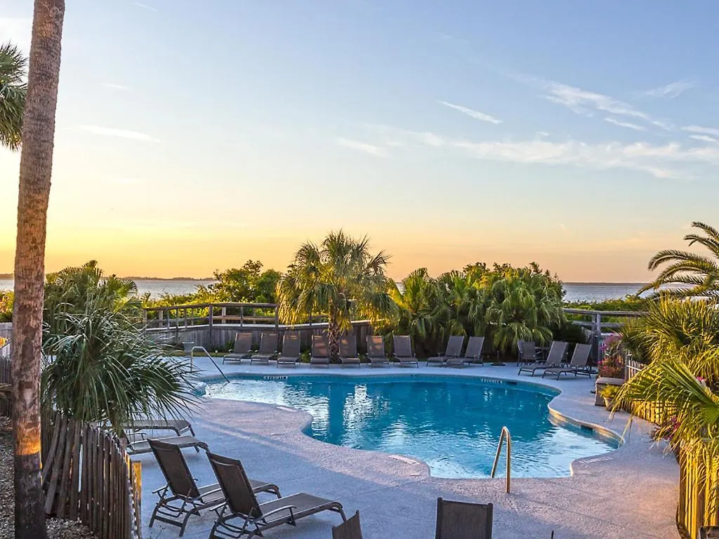 Bay View 101 *