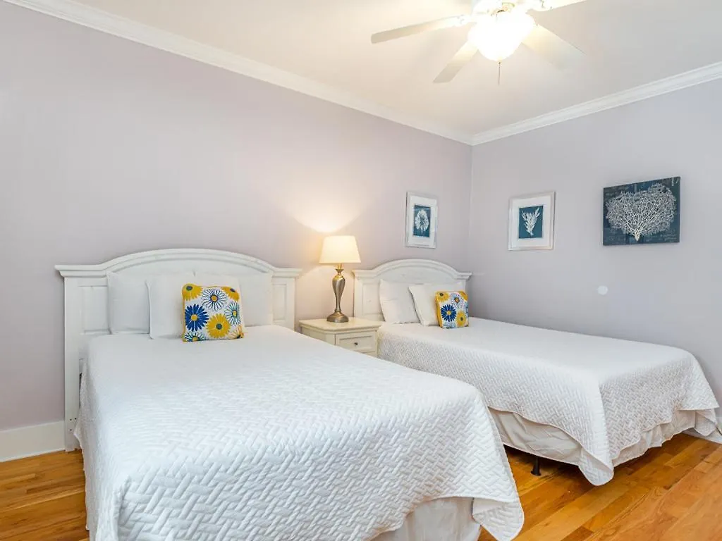 Marshview Hideaway Holiday home