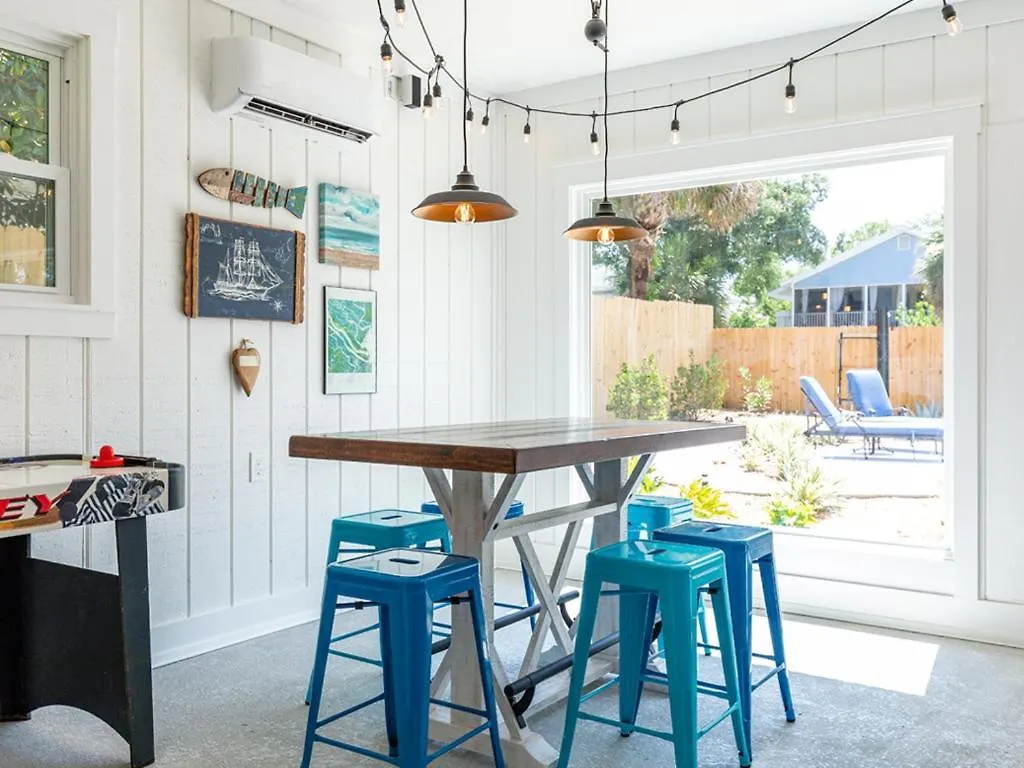 Holiday home The Oar House Tybee Island