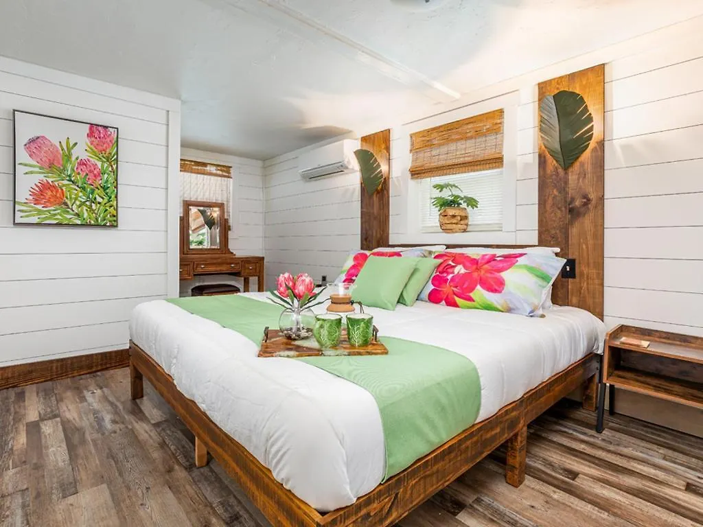 Gilligans Island Apartment