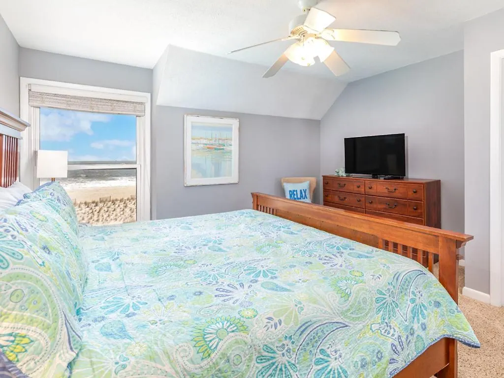 Tybee Lights 110c Apartment