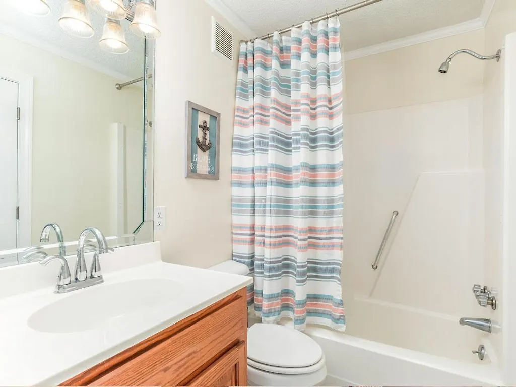 Racquet A127 Apartment