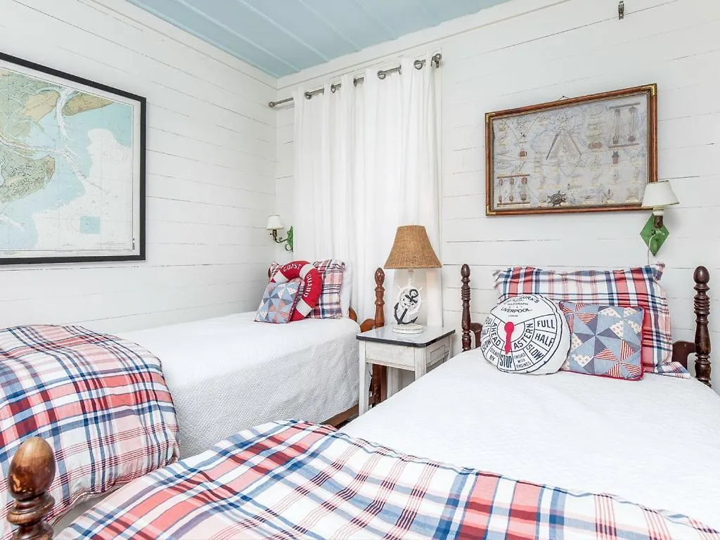 Holiday home Breeze Tybee Island