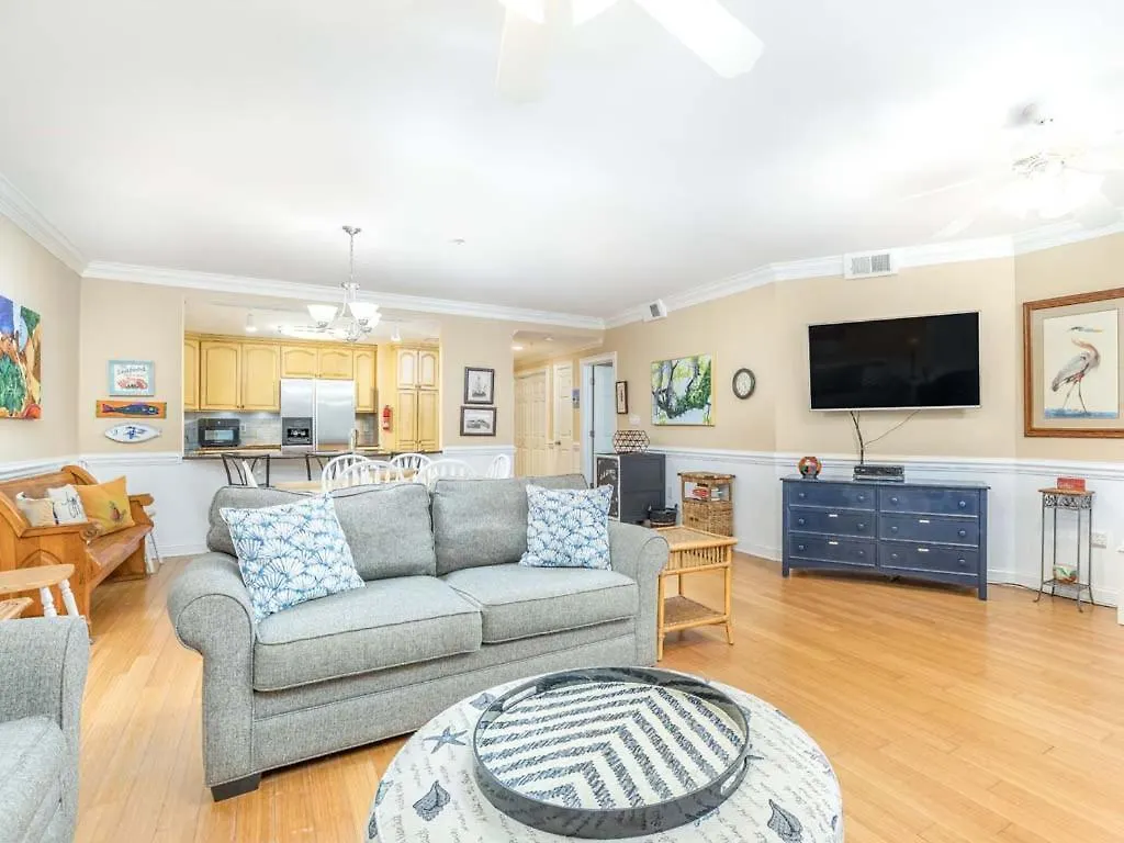 Brass Rail 214 Apartment Tybee Island