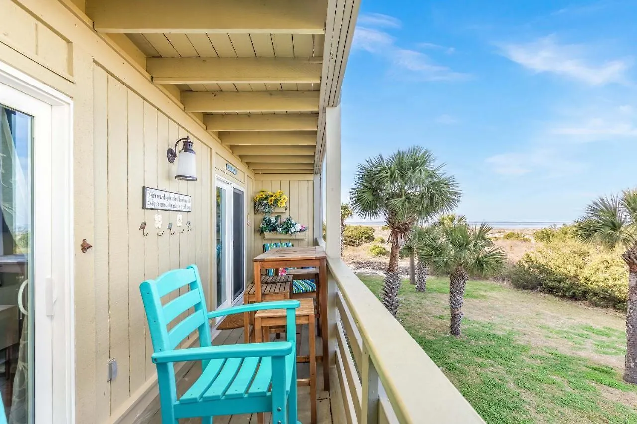 Lighthouse Point 25a *