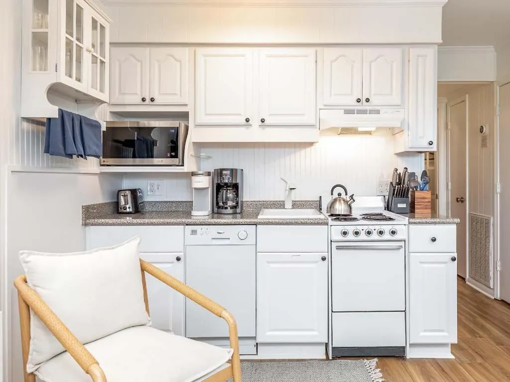 Apartment Racquet B109 Tybee Island