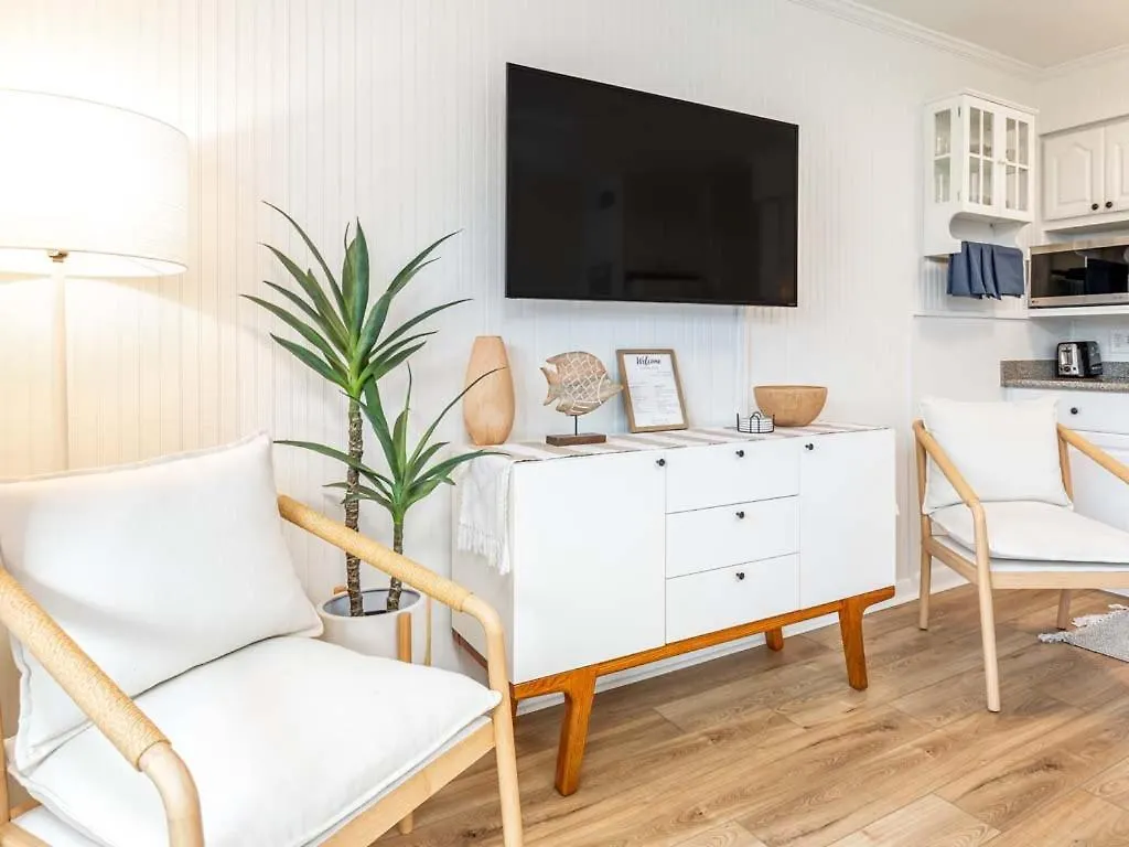 Racquet B109 Apartment Tybee Island