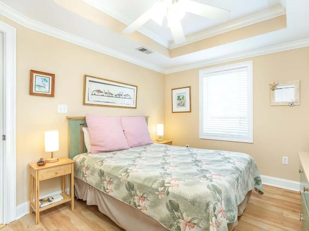 Brass Rail 214 Apartment Tybee Island