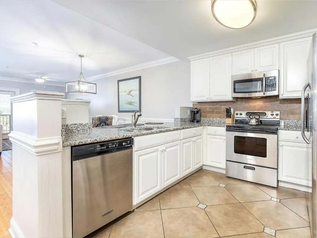 Brass Rail 306 Apartment