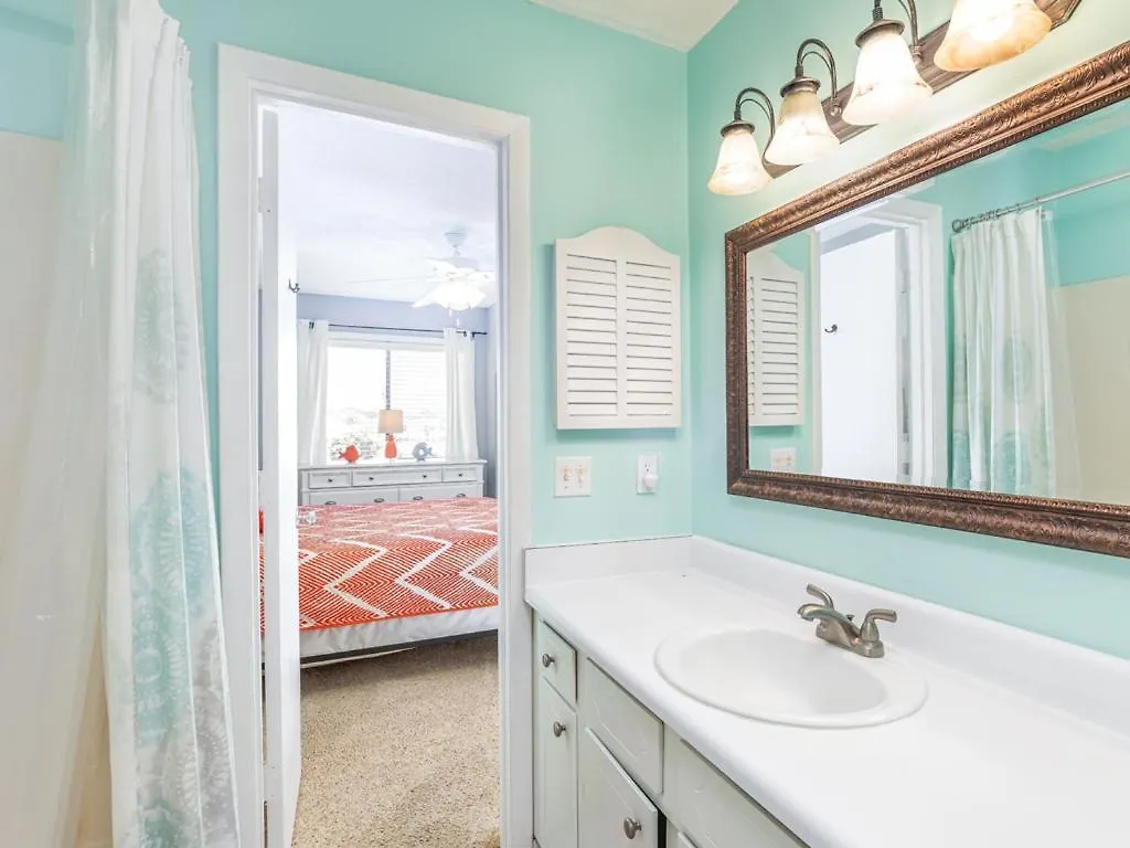 Tybee Lights 110c Apartment