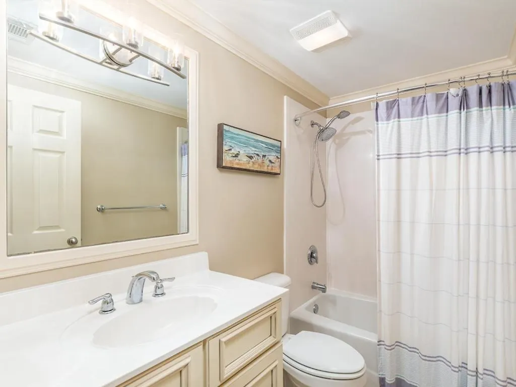 Apartment Brass Rail 317