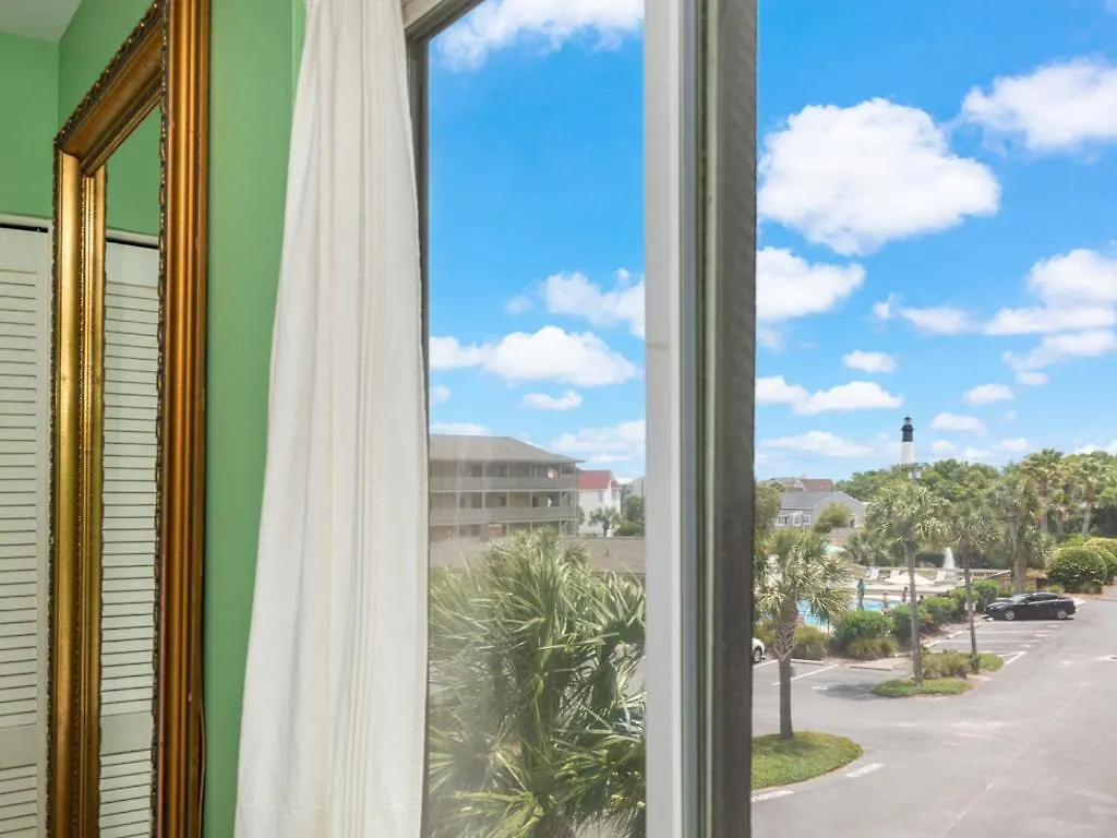 Lighthouse Point 13b - Sea The Apartment