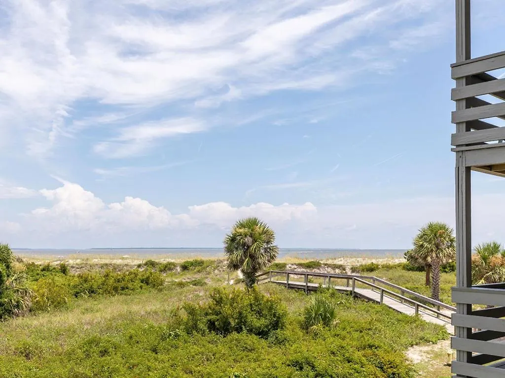 Lighthouse Point 20a *