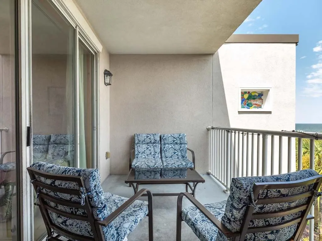 Tybee Club 137 Apartment *