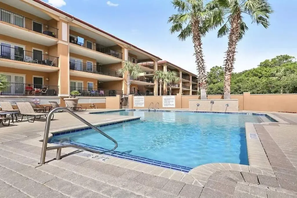 Holiday home Unique 3br, 1 Of 5 W/huge Poolside Patio, Steps To & Pier, Gated Tybee Island