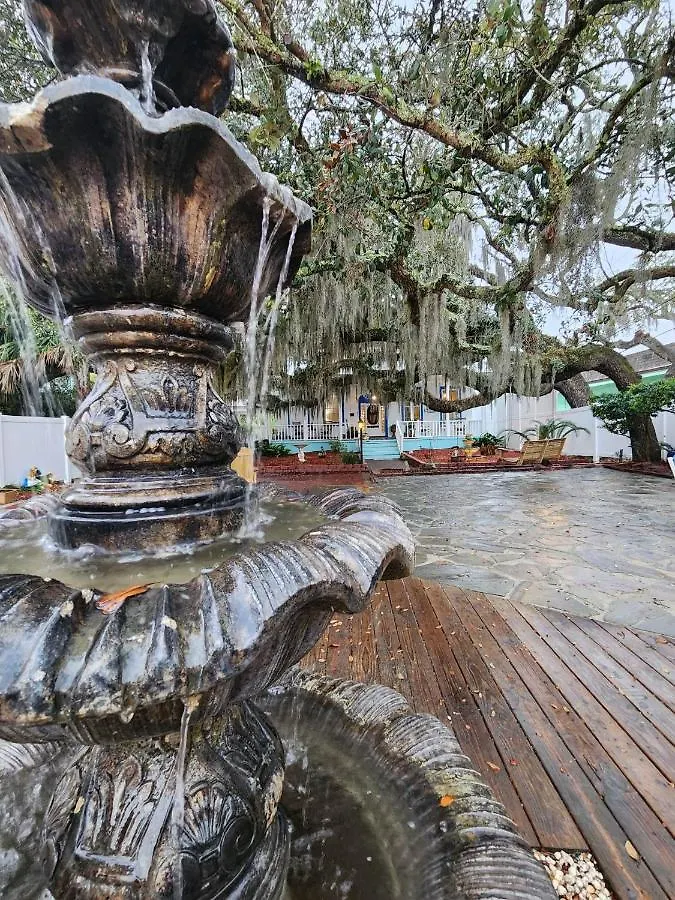 Tybee Island Inn Bed & Breakfast Bed & Breakfast Tybee Island