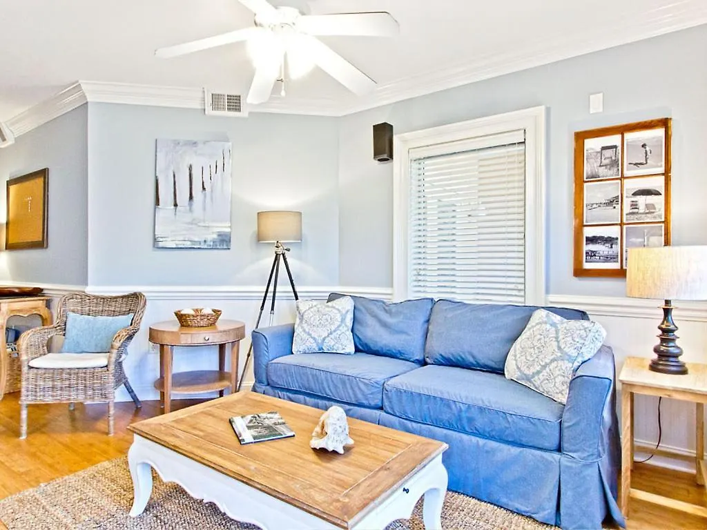 Brass Rail 209 Apartment Tybee Island