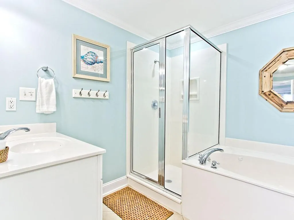 Apartment Brass Rail 209 Tybee Island
