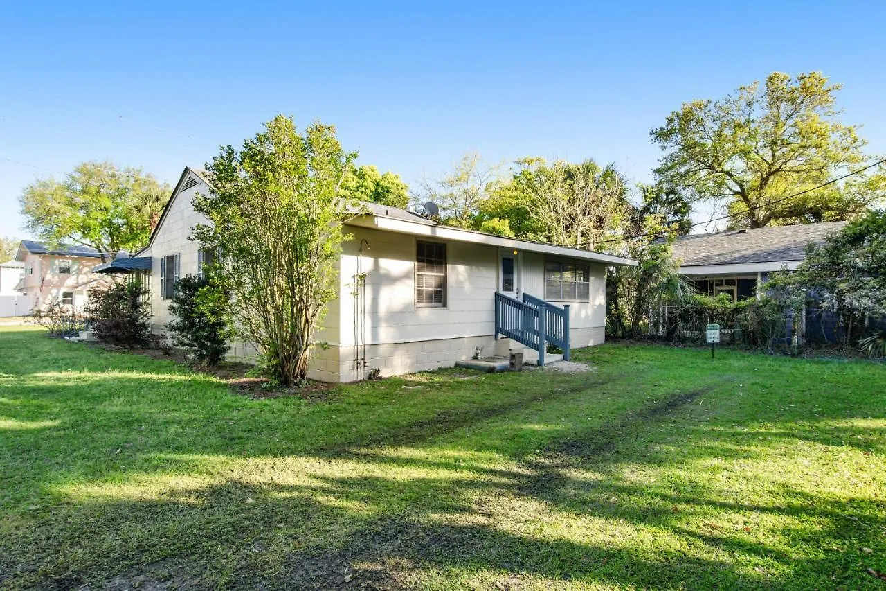 Holiday home On Jones Tybee Island
