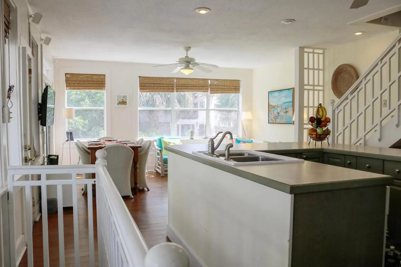 #4-18th Terrace Holiday home *