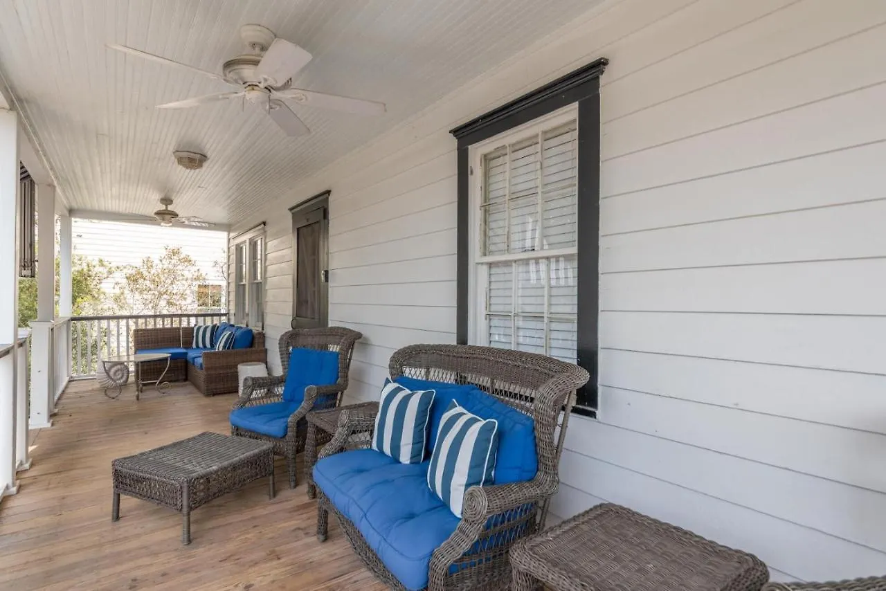 Holiday home Therapy