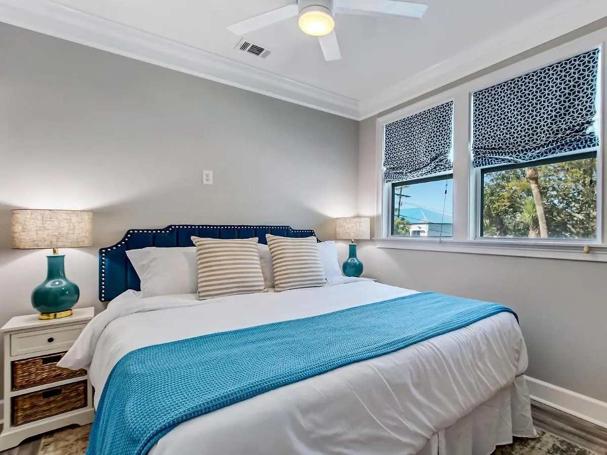 Beachside Collection - 7 Bedroom *