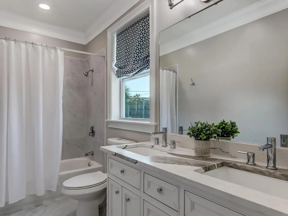 Beachside Collection - 4 Bedroom